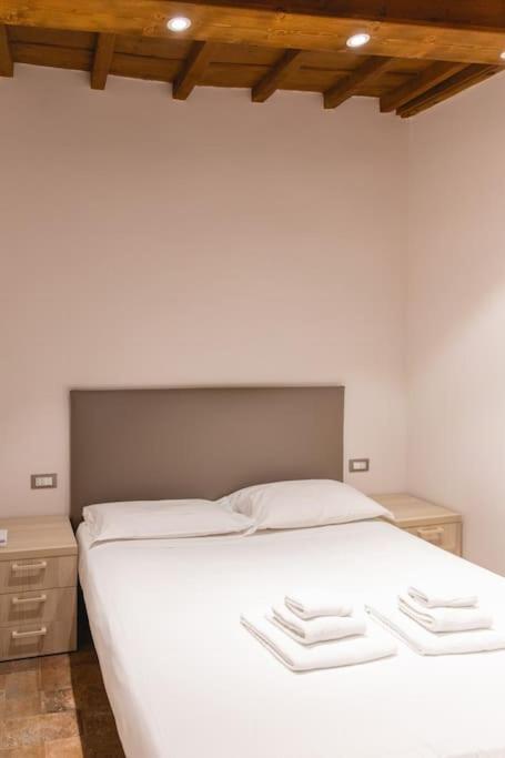 Cozy And Charmin 3Br Apartment Steps By Duomo Флоренція Екстер'єр фото