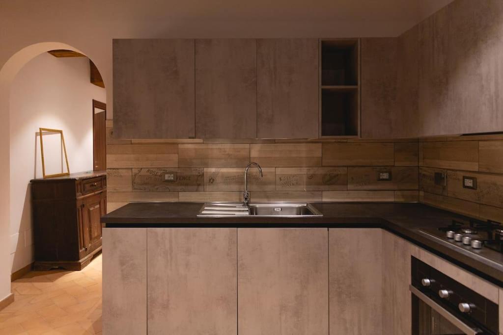 Cozy And Charmin 3Br Apartment Steps By Duomo Флоренція Екстер'єр фото
