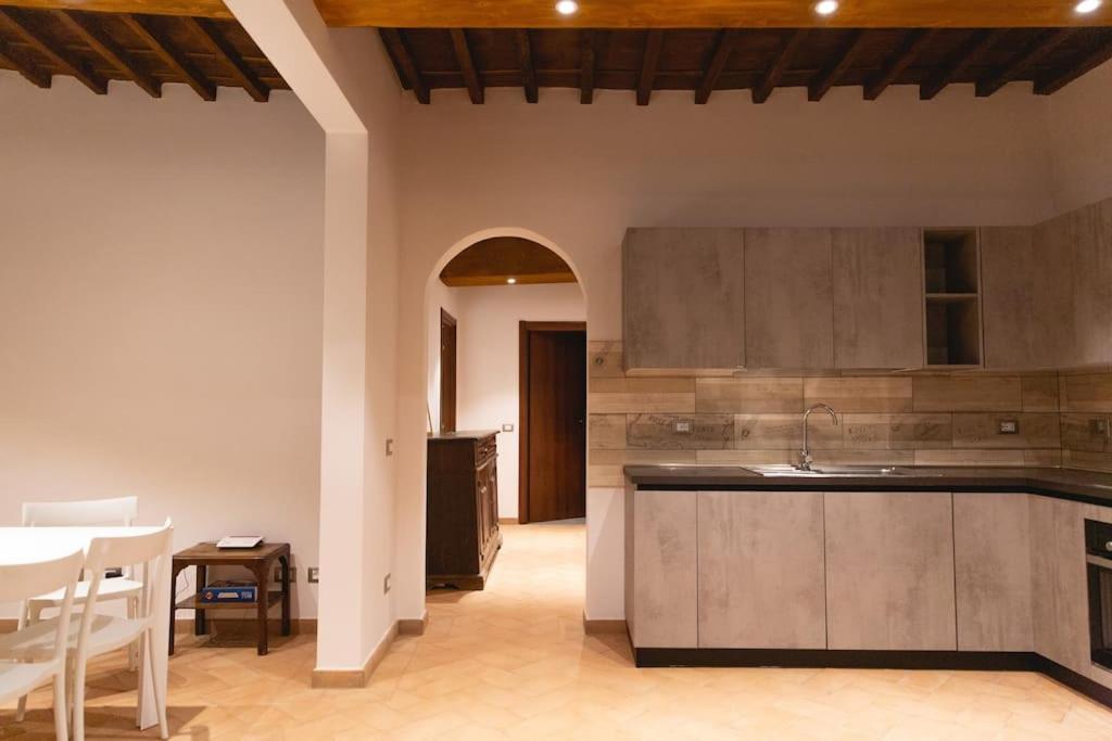 Cozy And Charmin 3Br Apartment Steps By Duomo Флоренція Екстер'єр фото
